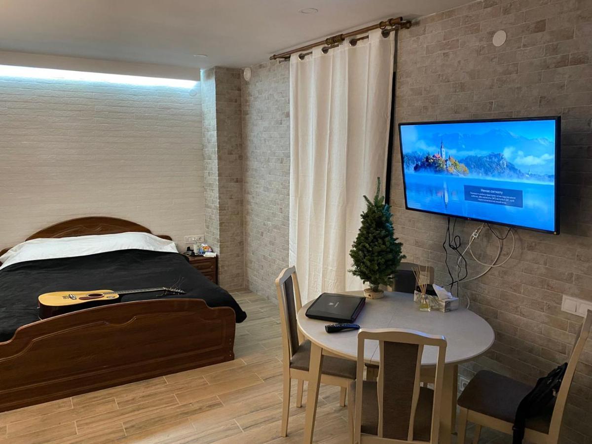 Freedom Apartment On Khmelnytsky Str Lviv Dış mekan fotoğraf